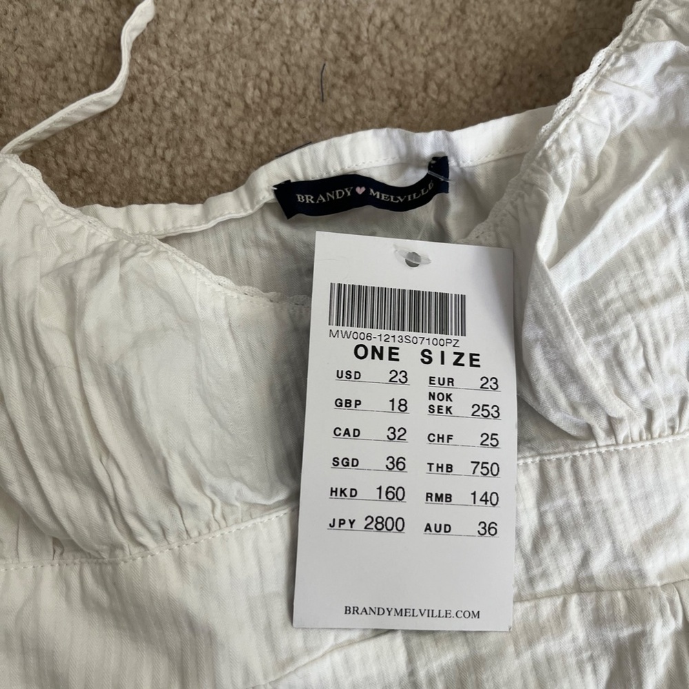 Brandy Melville Top - Picture 2 of 2